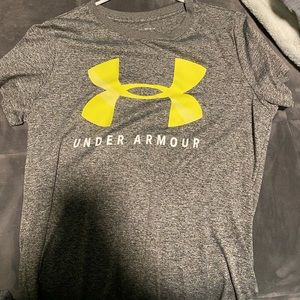 Under Armour tee